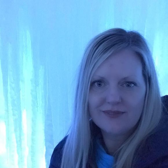 Meet your Posher, Kim - Picture 1 of 1